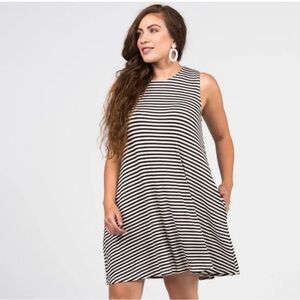 Agnes & Dora Swing Tunic Tank B&W Stripes